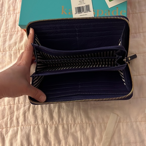 Kate Spade Lacey Wallet - Picture 4 of 4